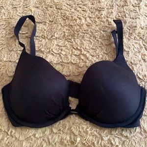 32 DD Push Up Victoria’s Secret